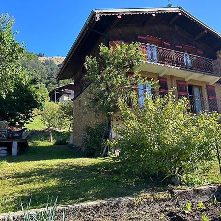 Chalet Genepi モントリオン エクステリア 写真