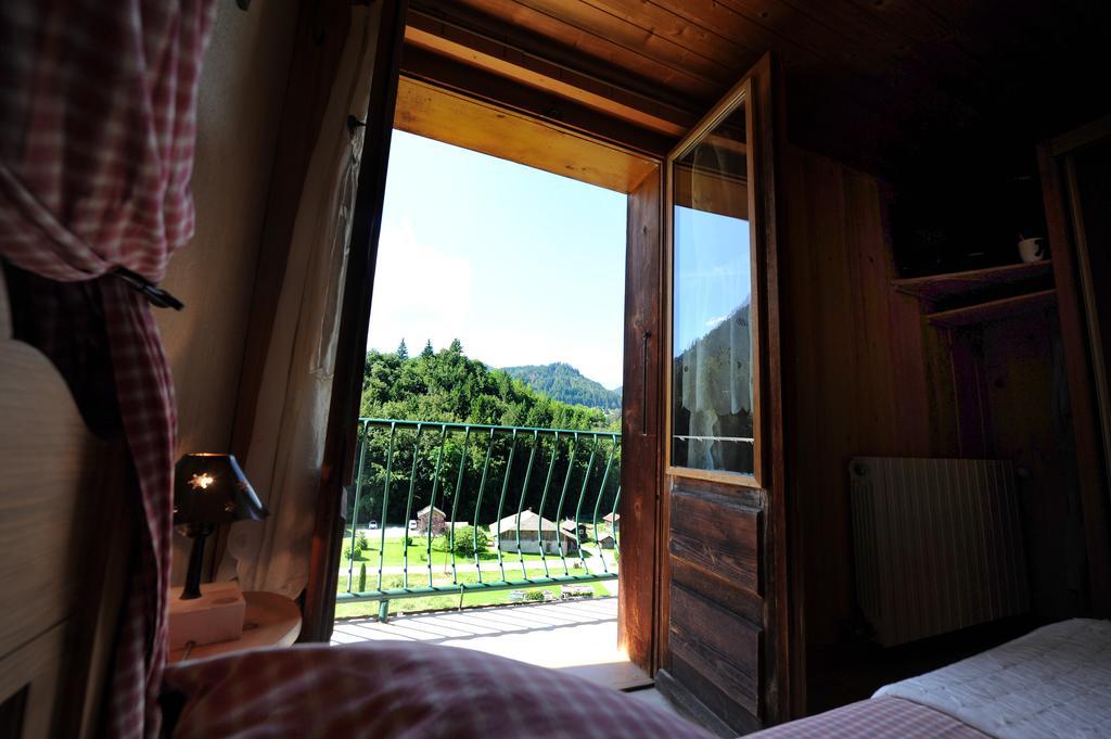Chalet Genepi モントリオン エクステリア 写真