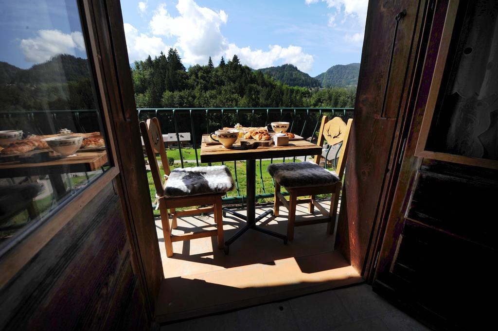 Chalet Genepi モントリオン エクステリア 写真