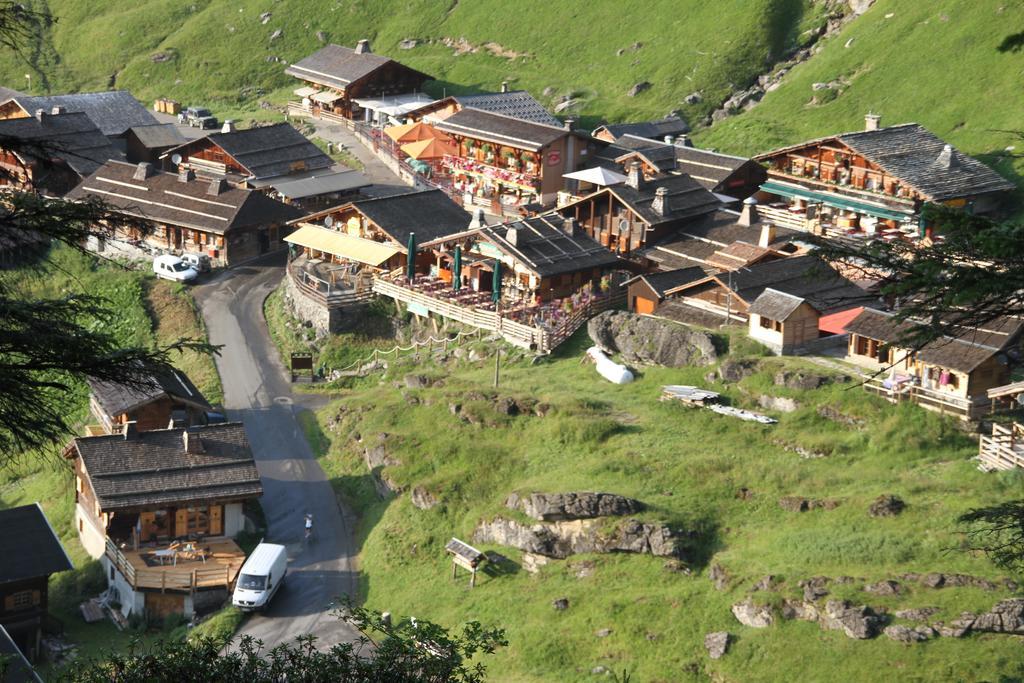 Chalet Genepi モントリオン エクステリア 写真